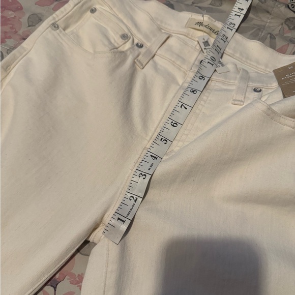 Madewell Women's Off-White Flare Jeans - Picture 7 of 7